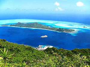 Archivo:Bora Bora - Motu Toopua ^ Vaitape from above - Flickr - rachel thecat