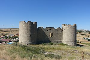 Archivo:Castillo de Hornillos de Cerrato 02