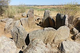 Dolmen de Azután 04.jpg