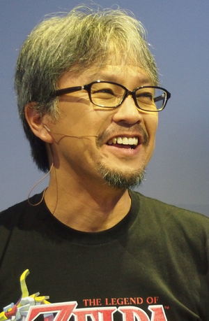 Archivo:Eiji Aonuma at E3 2013 (further cropped 2)