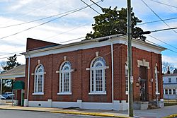 Frederica DE Town Hall.JPG