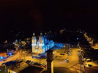 Archivo:Iglesia Baños Cuenca 2