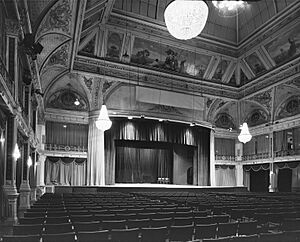 Archivo:Interieur Kurzaal - Scheveningen - 20196084 - RCE