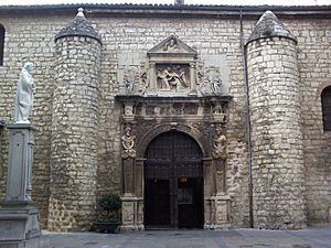 Archivo:Jaén - Portada renacentista de San Ildefonso K01