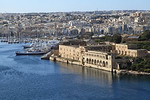 Archivo:Malta - Gzira - Manoel Island - Lazzaretto (St. Andrew's Bastion) 01 ies