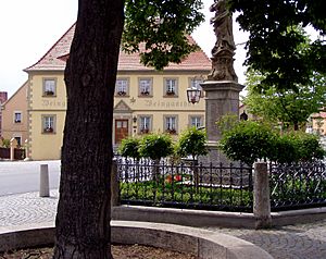 Archivo:MariensäuleGroßlangheim