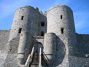 Archivo:SDJ Harlech Castle Gatehouse