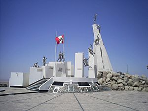 Archivo:Tacna Pampa Del Cerro Intiorko